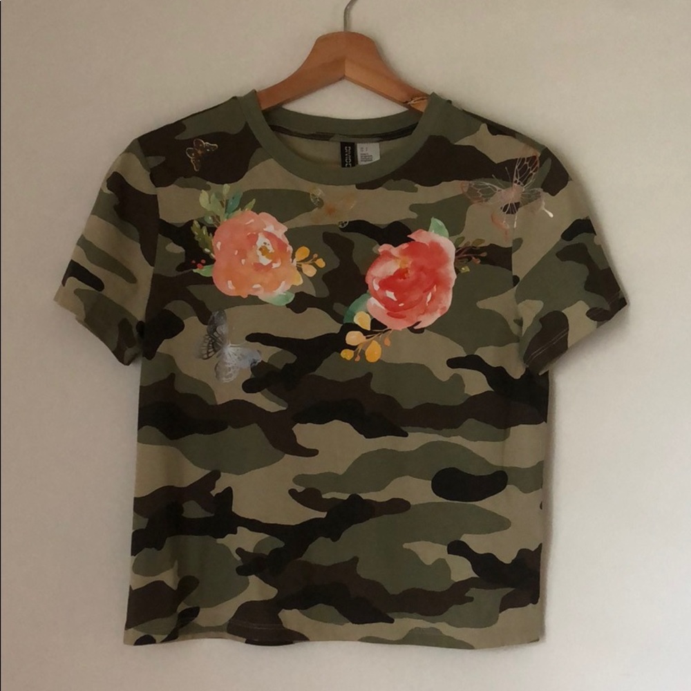 Camo t-shirt with floral and butterflies decal